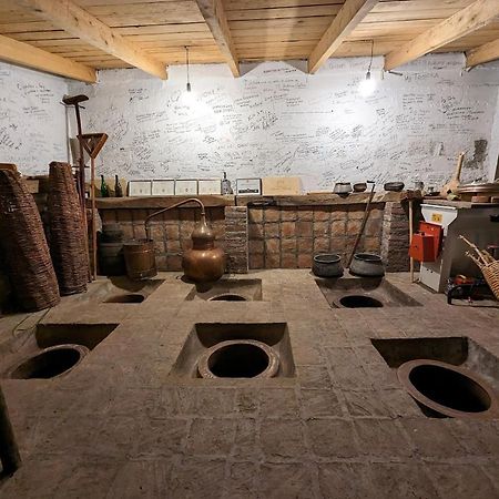 Milorava'S Guest House & Wine Cellar テラヴィ エクステリア 写真