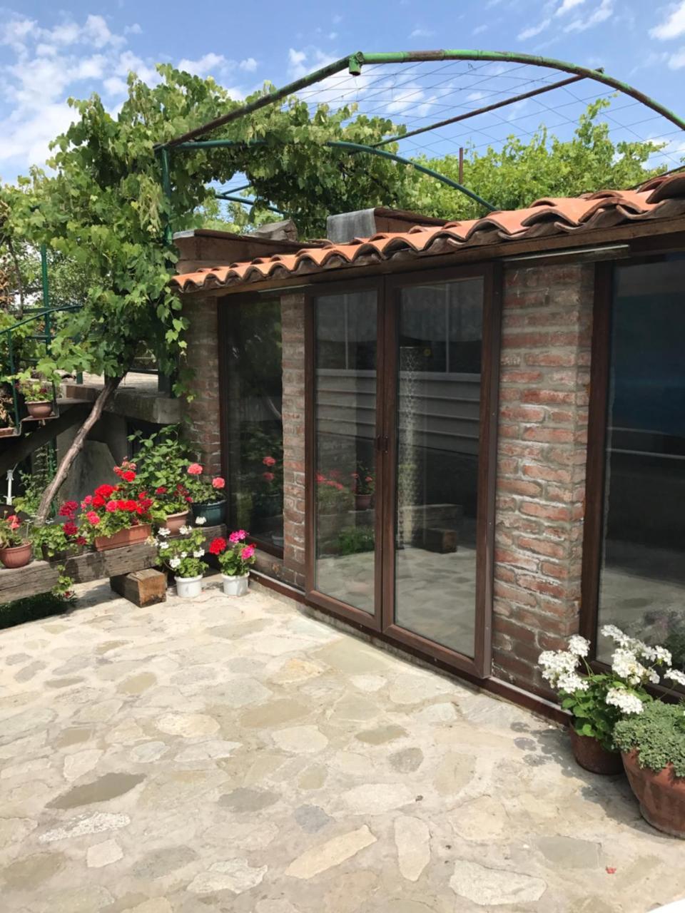 Milorava'S Guest House & Wine Cellar テラヴィ エクステリア 写真